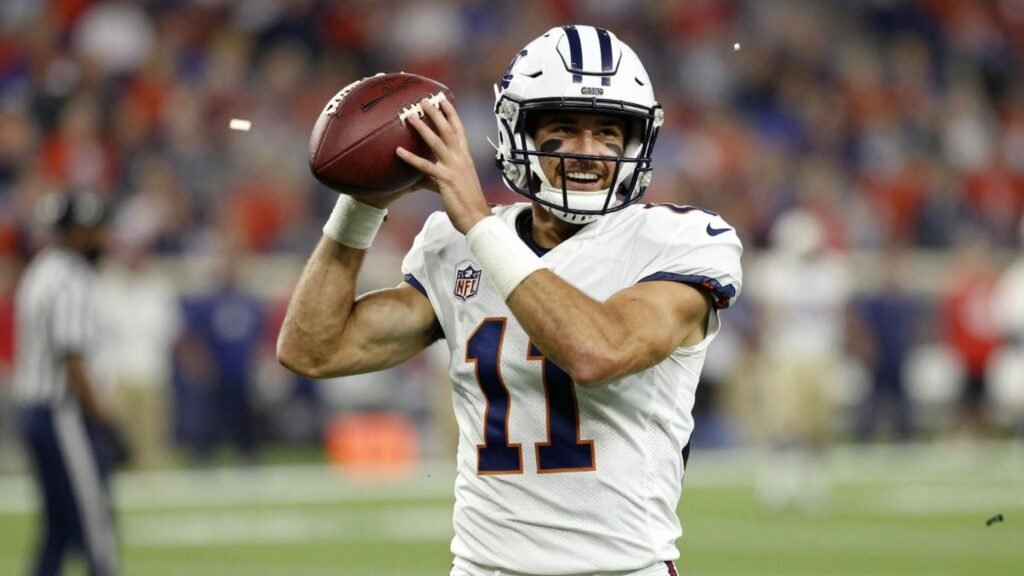 [Myles Garrett] celebrates breaking the NFL single-season sack record.